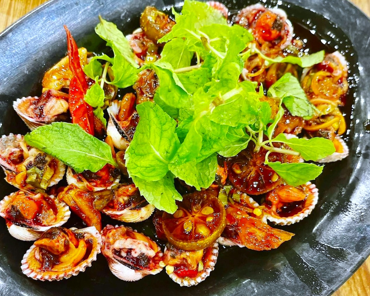 Sò Huyết Sốt Tứ Xuyên – Cay Nồng, Đậm Vị