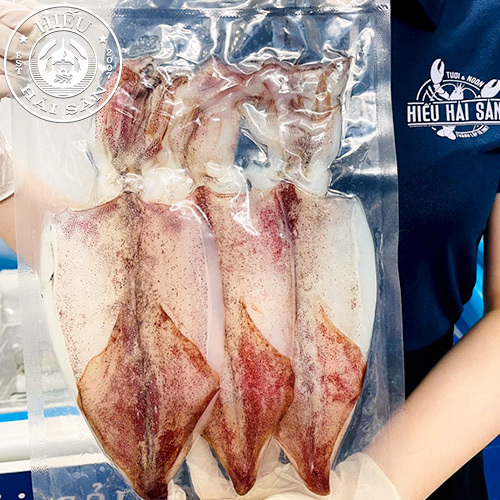 Mực một nắng (2 — 4 con)