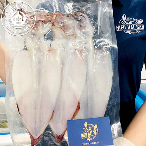 Mực một nắng (2 — 4 con)