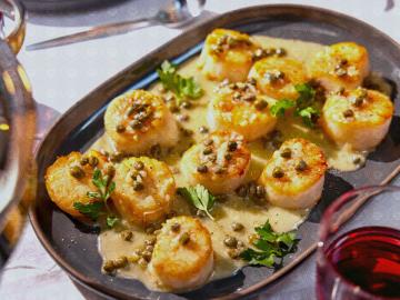 Cồi Sò Điệp Sốt Trứng Muối